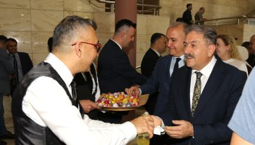 MEÜ’de Bayramlaşma Töreni Düzenlendi