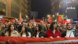 Trabzon’da ‘İmamoğlu’na Özgürlük’ sloganlarıyla yürüyüş!